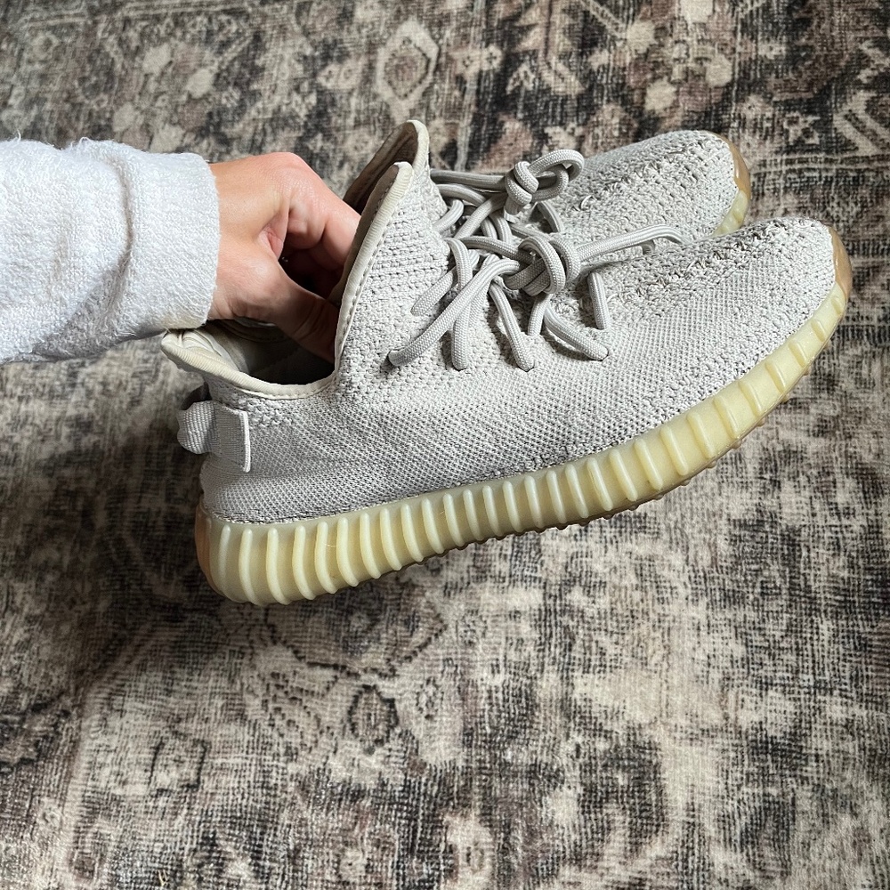 Yeezy boost 350 v2 size 6 sesame